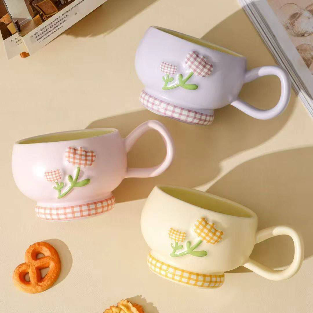 Simple flower mug